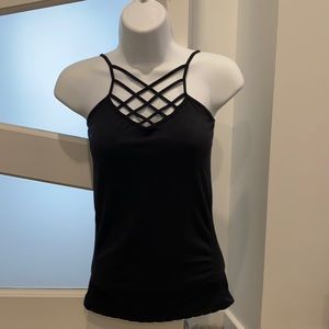 Cute crisscross seamless tank top